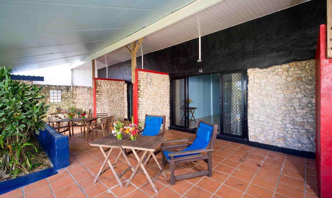 A Pousada Retreat Seaside Port Vila Exterior foto
