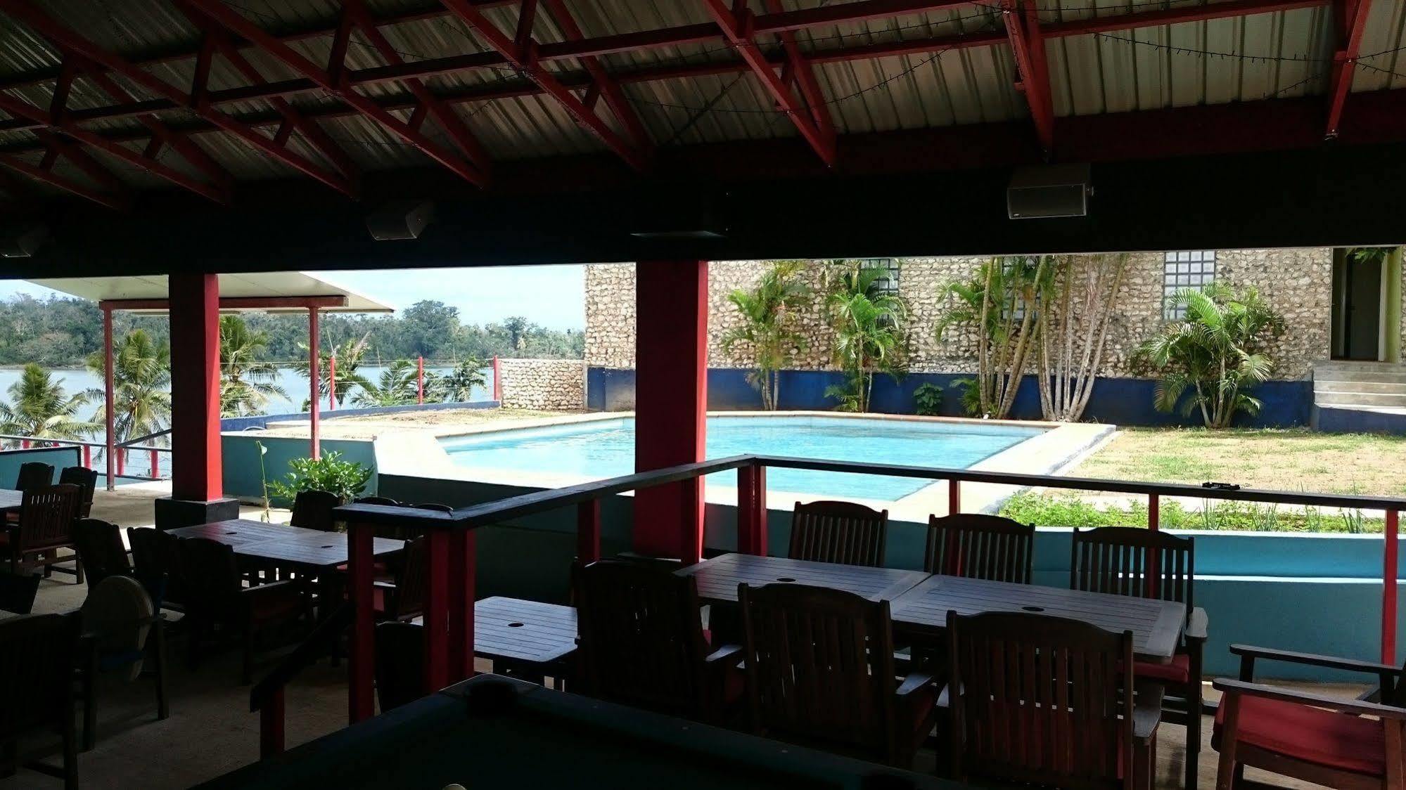 A Pousada Retreat Seaside Port Vila Exterior foto