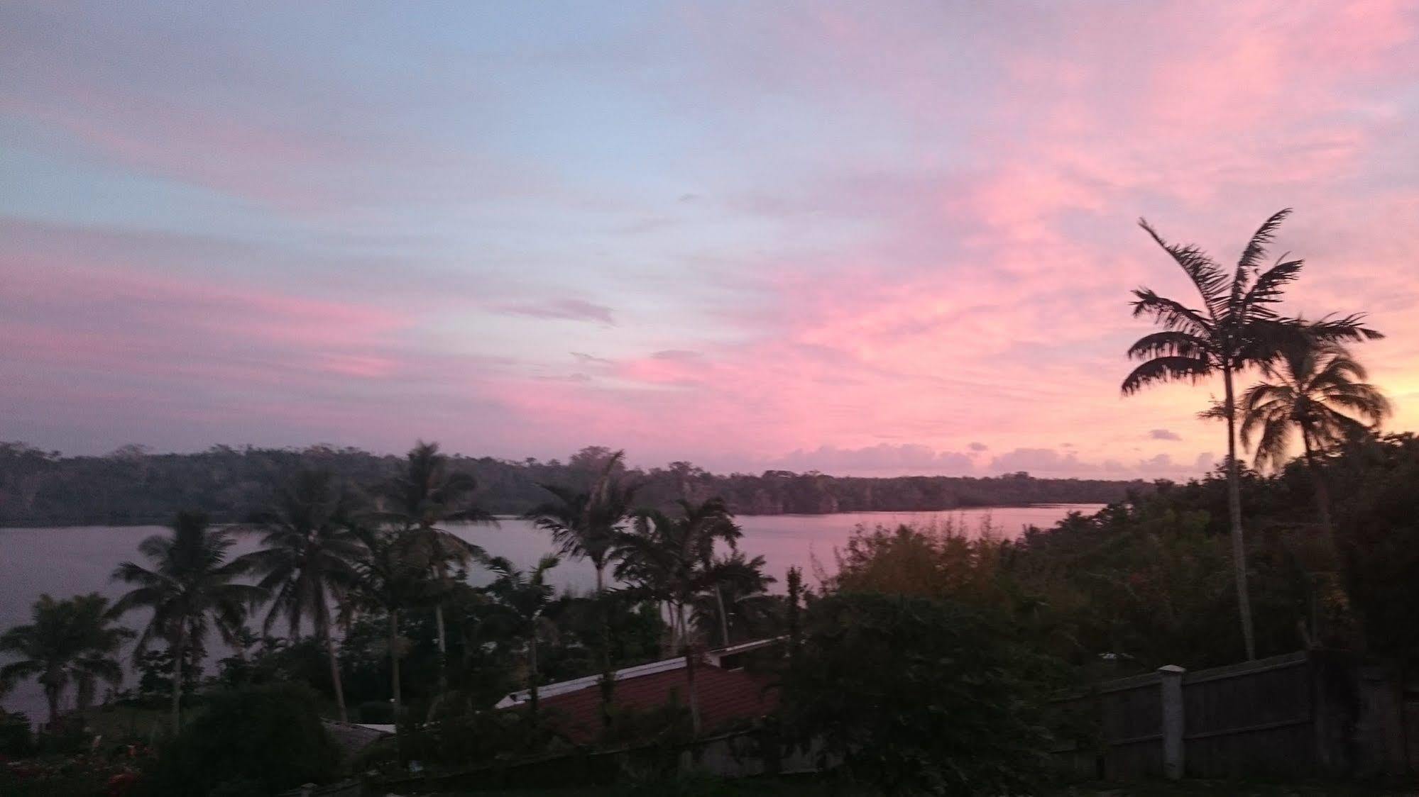 A Pousada Retreat Seaside Port Vila Exterior foto